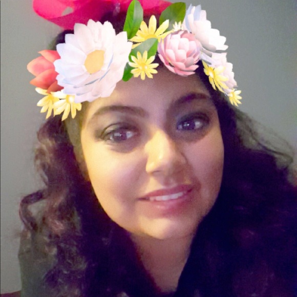 Meet Your Posher!๐๐๐ - Picture 1 of 4